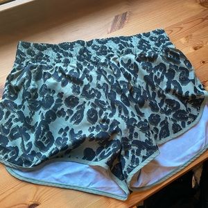 VS Sport shorts